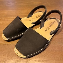 ジェルミナーレ　ヌバックサンダル