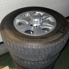 150 プラド　後期純正17インチ