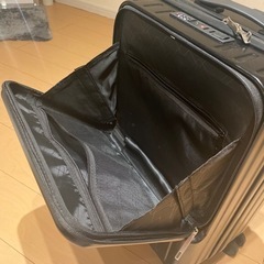 多機能キャリーバッグ、スーツケース、楽天高評価✨一度使用のみ。の画像
