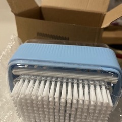 新品！泡立つ洗濯石鹸ケース ローラーブラシつき ブルーの画像