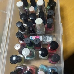 ネイルカラーなどの画像