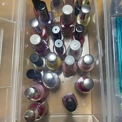 ネイルカラーなどの画像