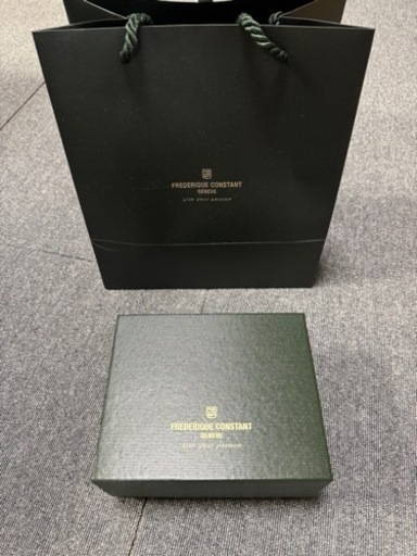 新品 フレデリックコンスタント クラシック カレ クォーツ 腕時計