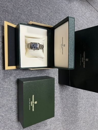 新品 フレデリックコンスタント クラシック カレ クォーツ 腕時計
