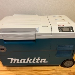 マキタの冷蔵庫＆充電器