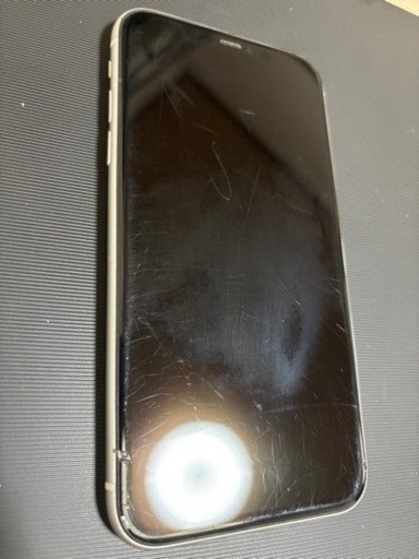 iPhone11 64GB ホワイト