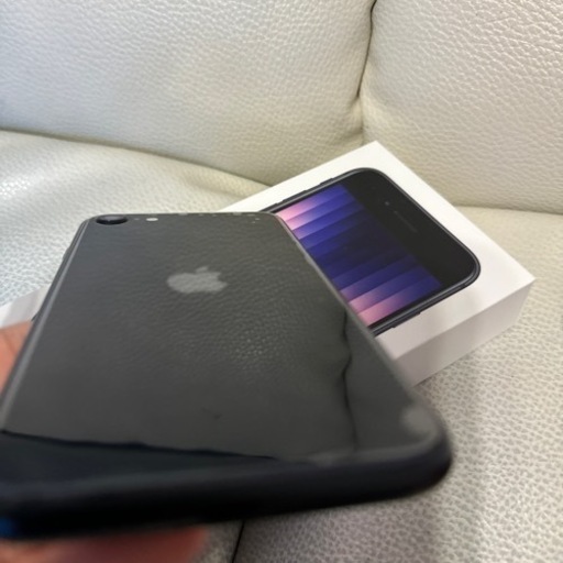 iPhone SE3世代128GB
