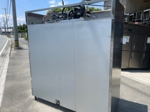 中古品 フクシマ業務用冷凍庫 ARD-186FMD 2015年 6枚扉 1800ｘ800ｘ1900ｍｍ ３相200Ｖ  動作問題なし
