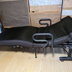 【値下げしました】電動折り畳み介護ベッドの画像