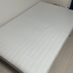 セミダブルベッド（2022年新品購入）