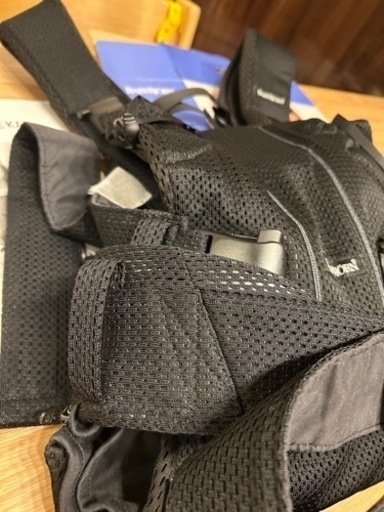 【極美品】ベビービョルン　ONE KAI Air ブラックメッシュ