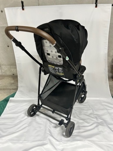 アップリカ　ルーチェ　
ベビーカー