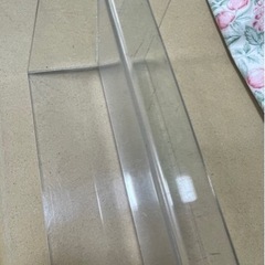 透明アクリル製カチューシャスタンドの画像