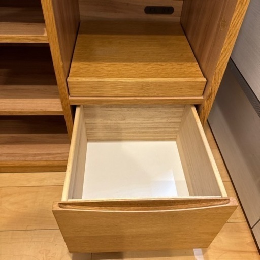 本日中まで出品！unico シグネ　カップボード　食器棚