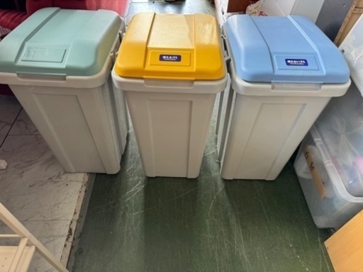 お取引き中です！ゴミ箱　1個1000円　中古　45L