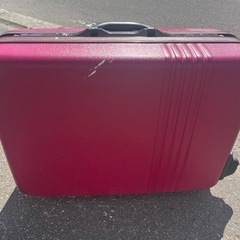 スーツケース
