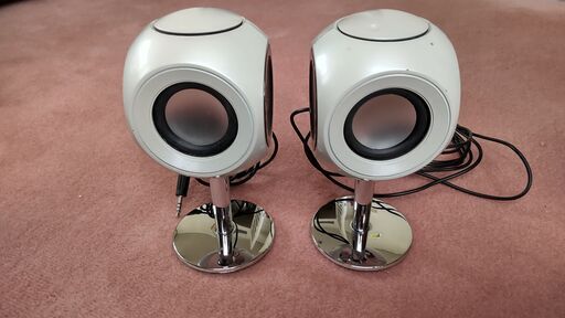 スピーカー　Digital Emotion Sound System