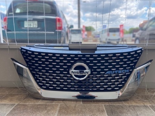 セレナ e-Power ハイウェイスター　グリル　オーテック