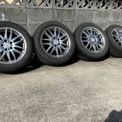 車のパーツ タイヤ、ホイール