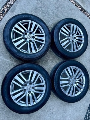 車のパーツ タイヤ、ホイール