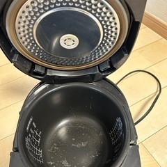 【取引中】日立5.5合炊き炊飯器 無料の画像