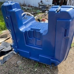 トラクター用散布タンク
の画像