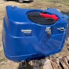 トラクター用散布タンク
の画像