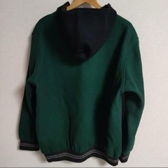 パーカー　メンズの画像