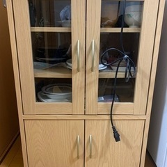食器棚　直接受け取れる方！の画像