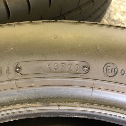 DUNLOP  225/55R19 
4本