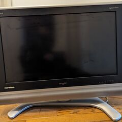 【リモコン付き】32インチ液晶カラーテレビ　LC32BD1