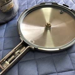 圧力鍋　タッパーウェア 