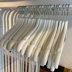 イケアのハンガーの画像