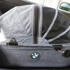 AIRBUGGY✖️BMWコラボ　ペットカートの画像