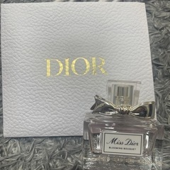 Dior ブルーミングブーケ