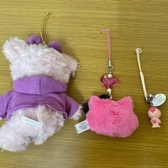 ユニバとクマのストラップの画像