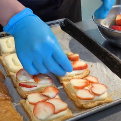 【ケーキ・スイーツ作り/販売】スイーツに囲まれながら働いてみませんか？🍀の画像