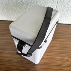 クーラーボックス　　キャンプ　カトラリーセットの画像