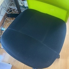 6/18のみ！オフィス用家具 緑色 いすの画像