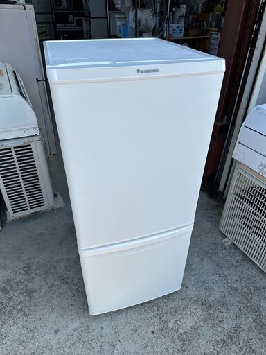 【動作保証あり】Panasonic パナソニック 2022年 NR-B14FW 138L 2ドア 冷凍冷蔵庫【管理KRR615】