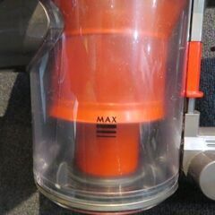 【美品・お試しOK•動作品】Dyson Fluffy DC74 付属品付　人気のダイソンがとってもお値打ちです！この機会にいかがでしょうか？の画像
