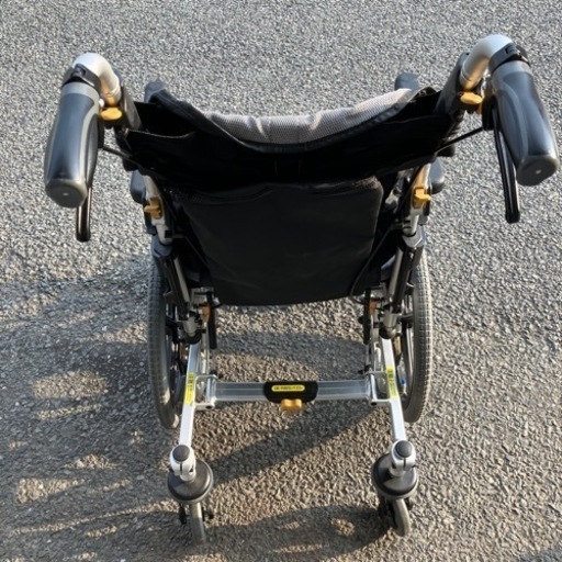 介助用６輪車椅子　MATSUNAGA （B6-37）