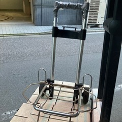 ②キャリーカートの画像