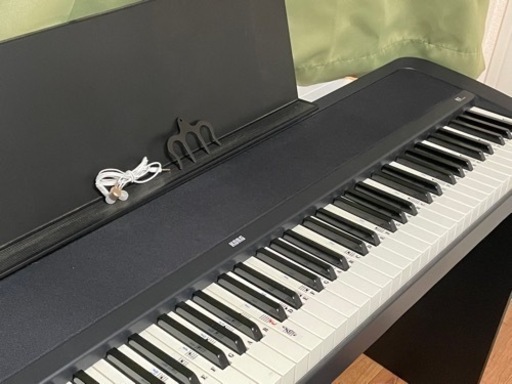 KORG　電子ピアノ　イス　楽譜止めクリップ　イヤホンセット