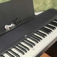 KORG　電子ピアノ　イス　楽譜止めクリップ　イヤホンセットの画像