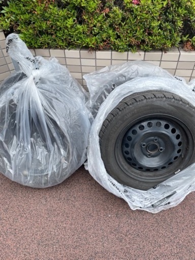 スタッドレスタイヤ・ホイール込　4本セット