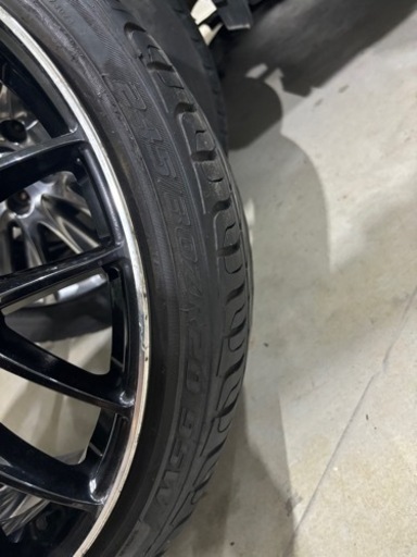 20インチ　扁平タイヤ