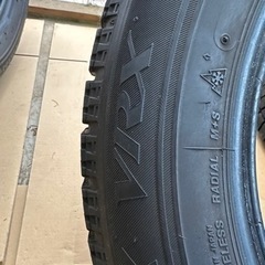 ブリヂストン　スタッドレスブリザックVRX 215/60R17  4本セットの画像