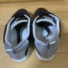 靴/バッグ 靴 スニーカーの画像
