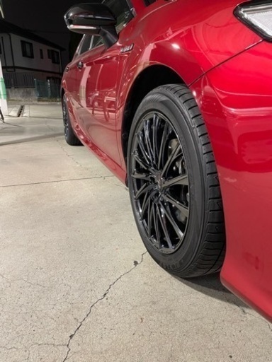 車のパーツ タイヤ、ホイール